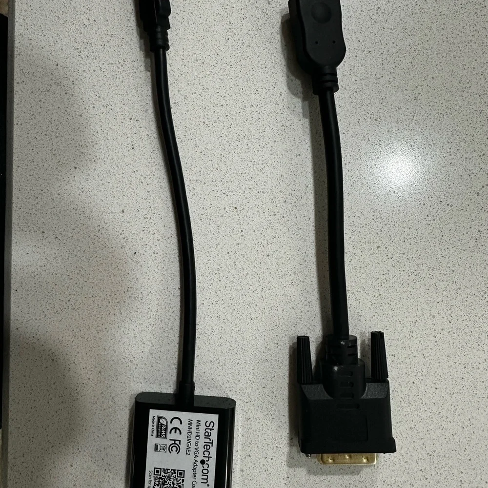 StarTech.com Mini HDMI to VGA Adapter, set of 2 PC cable adapters.